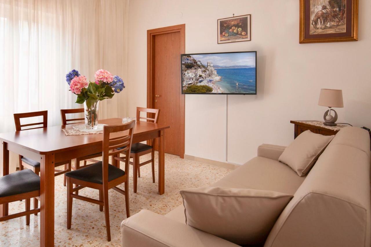 Attico Panoramico In Centro Apartamento *
